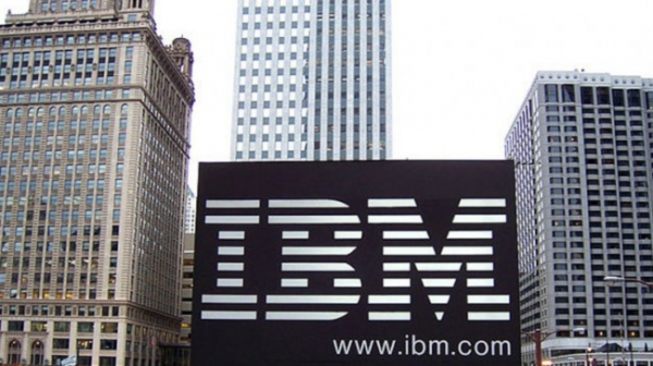 Квартальные доходы IBM превзошли прогнозы Wall Street, но оказались ниже прошлогодних